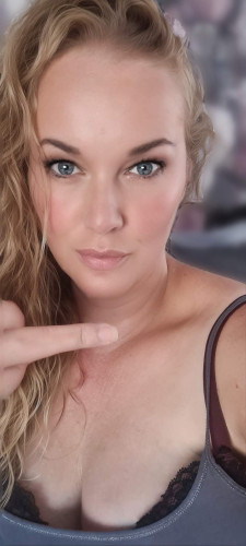 Miss Veena Profile picture