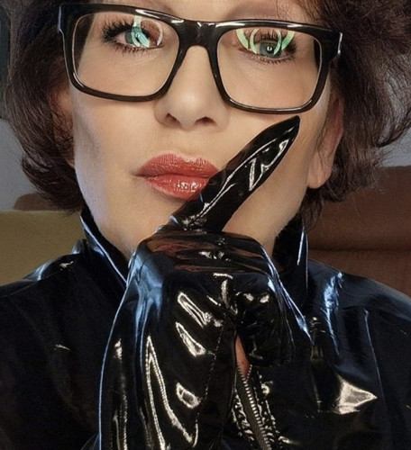 LadyKarin Profile picture