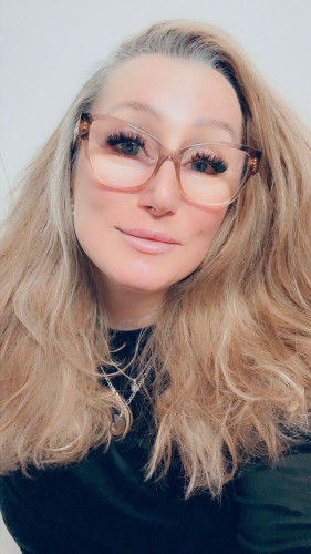 Miss_String1991 Profile picture