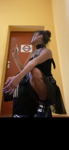 LadyyWhiterose Profile picture