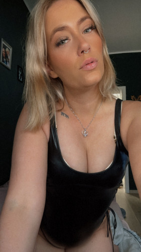 Queenrebix3 Profile picture