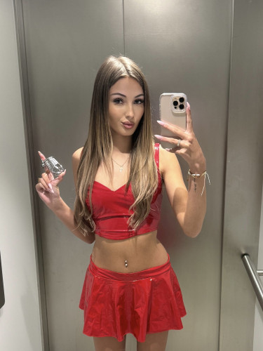 Goddess Cecile Profile picture