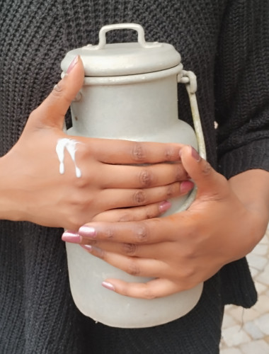 milking maid Profile picture